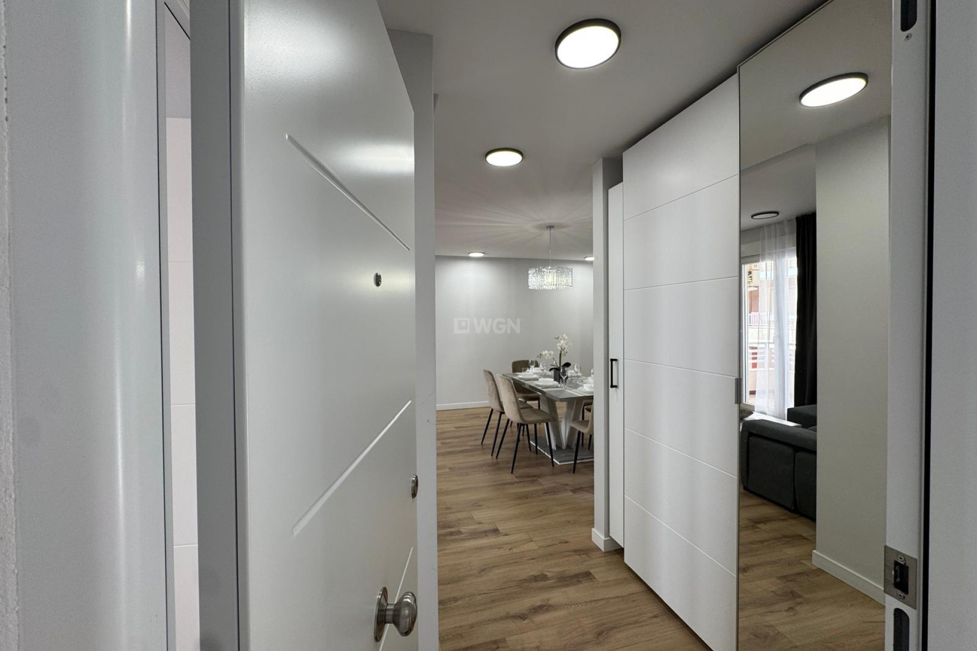 Resale - Apartment / flat - Torrevieja - Playa del Cura