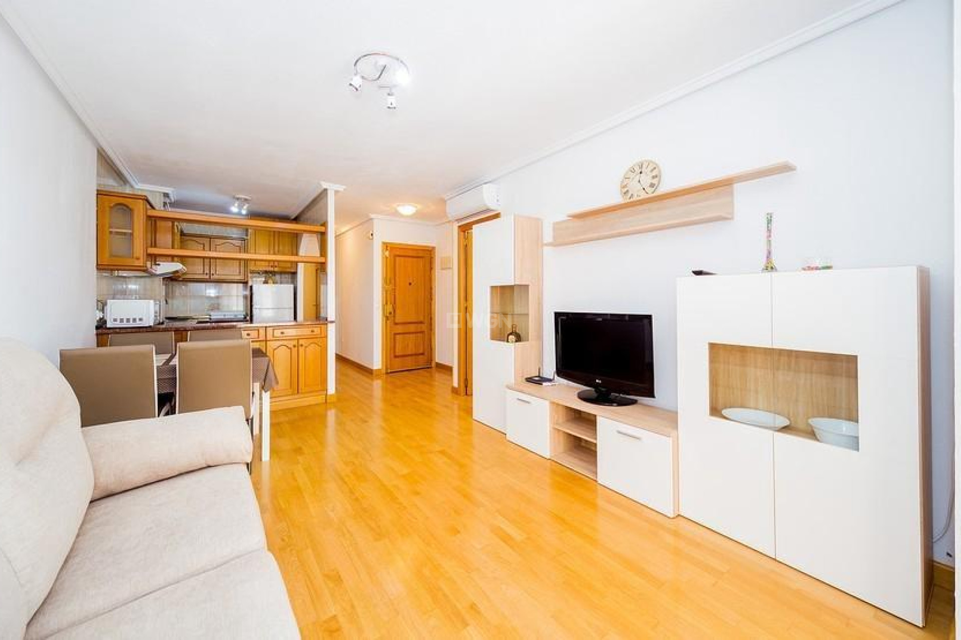 Resale - Apartment / flat - Torrevieja - Playa del Cura
