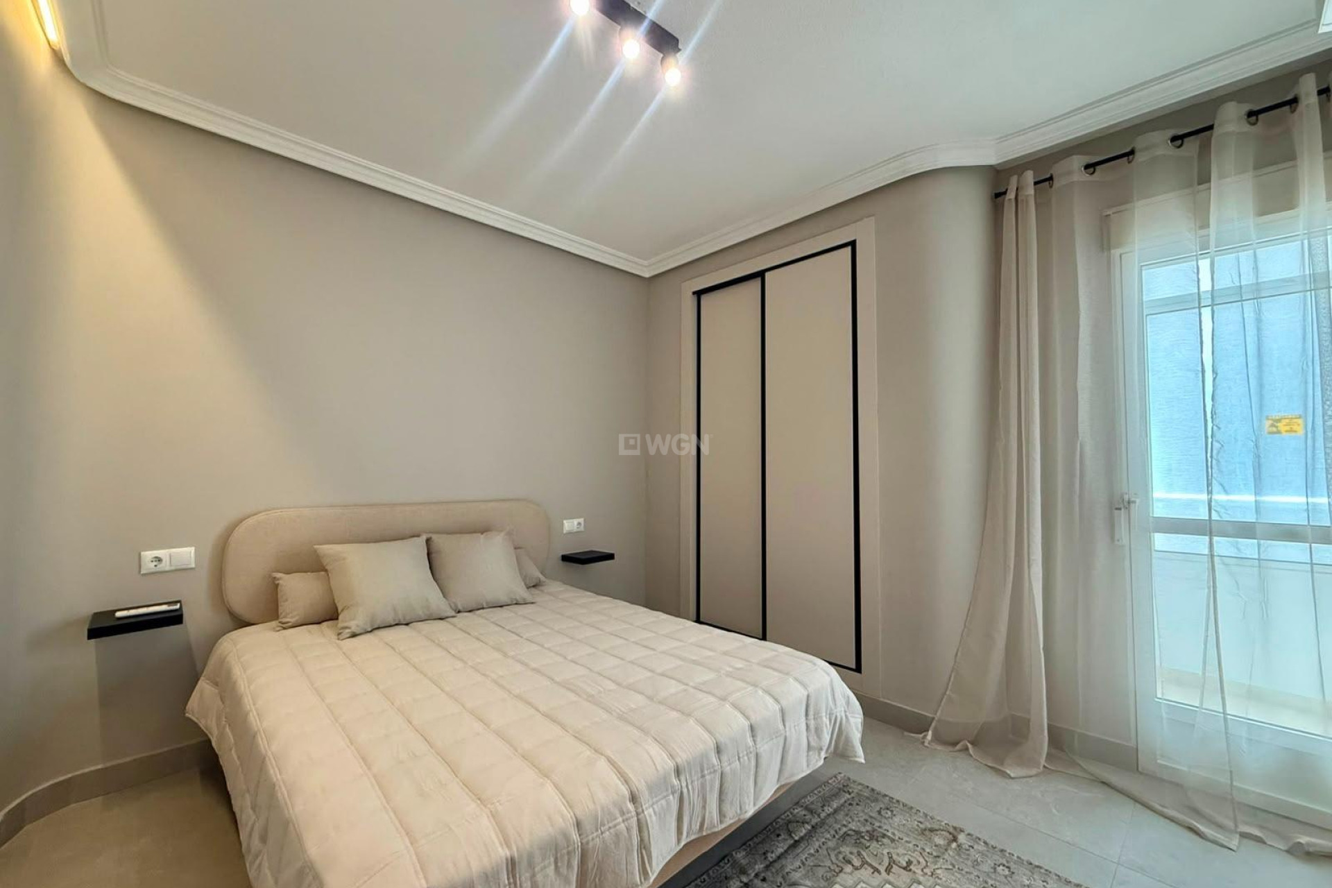 Resale - Apartment / flat - Torrevieja - Playa del Cura