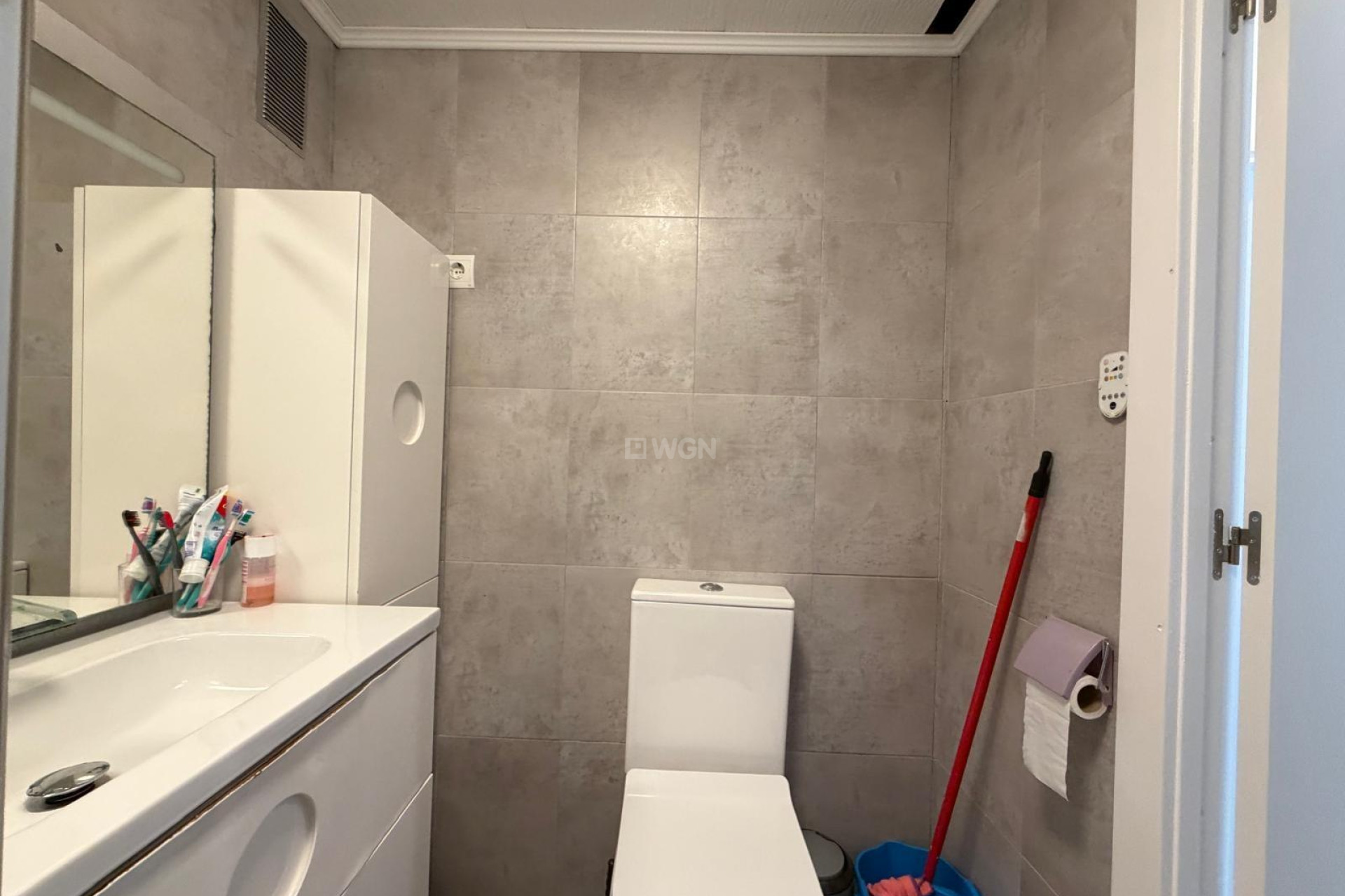 Resale - Apartment / flat - Torrevieja - Playa del Cura