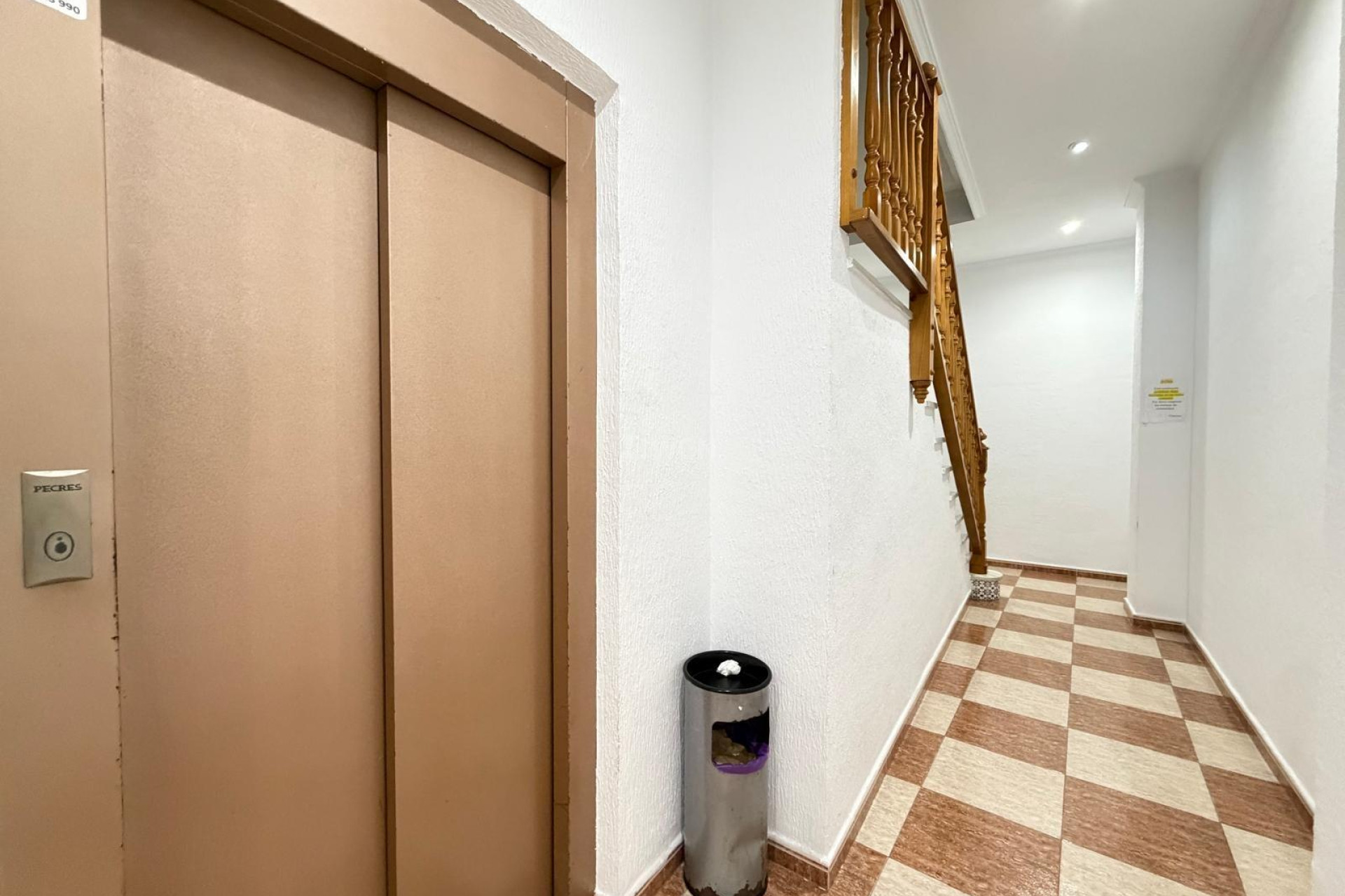 Resale - Apartment / flat - Torrevieja - Playa del Cura
