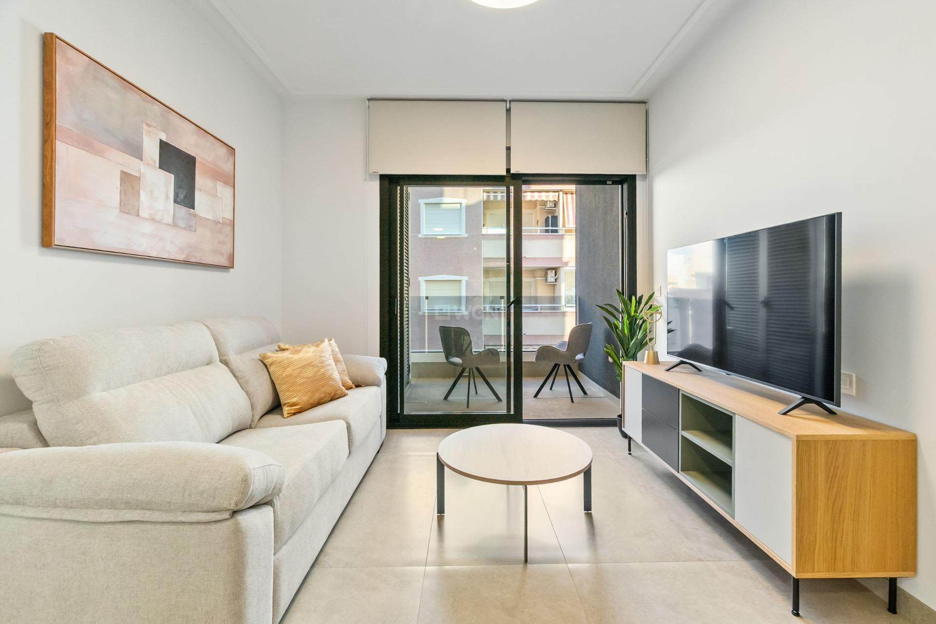 Resale - Apartment / flat - Torrevieja - Playa del Cura