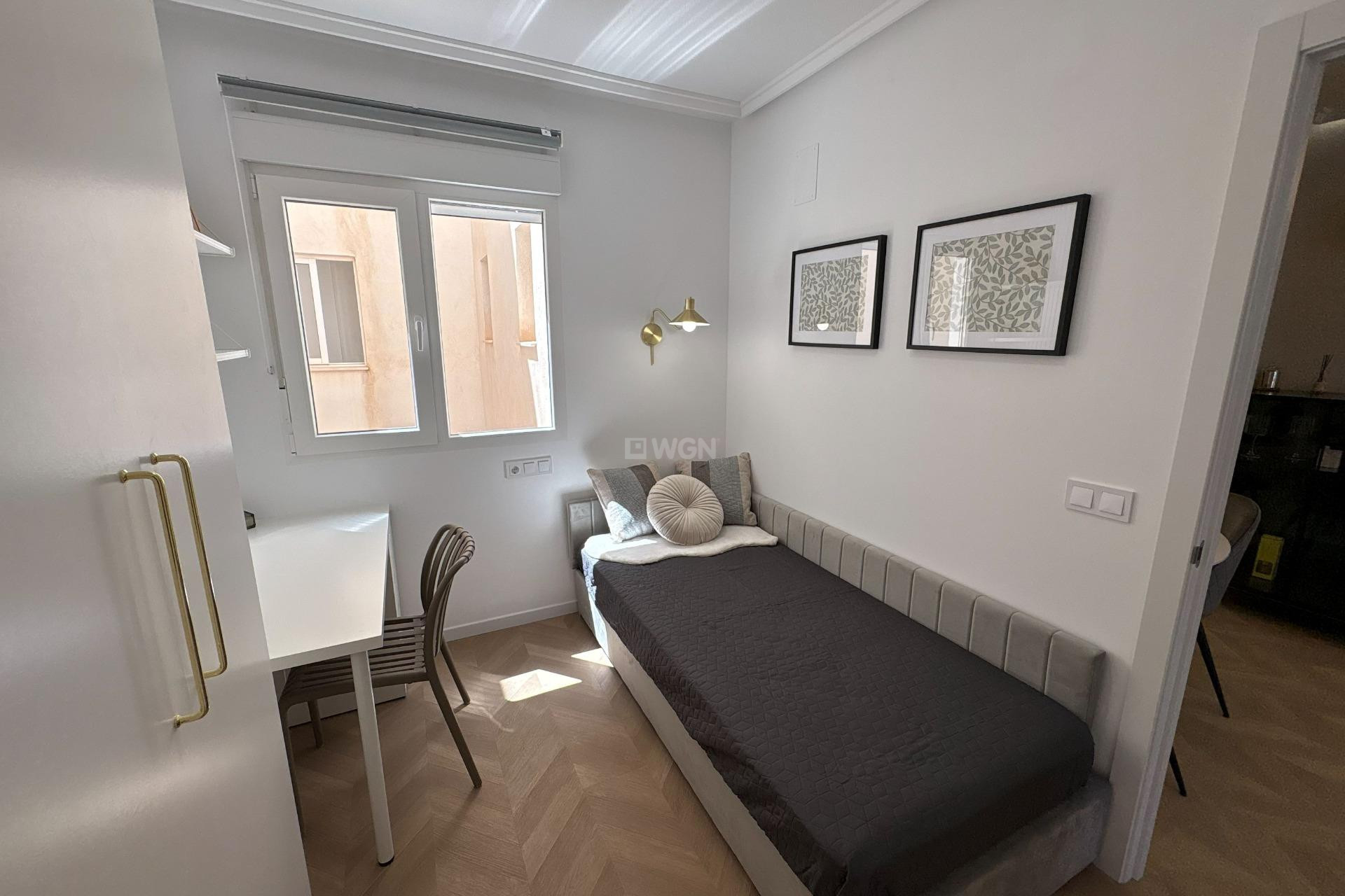 Resale - Apartment / flat - Torrevieja - Playa del Cura