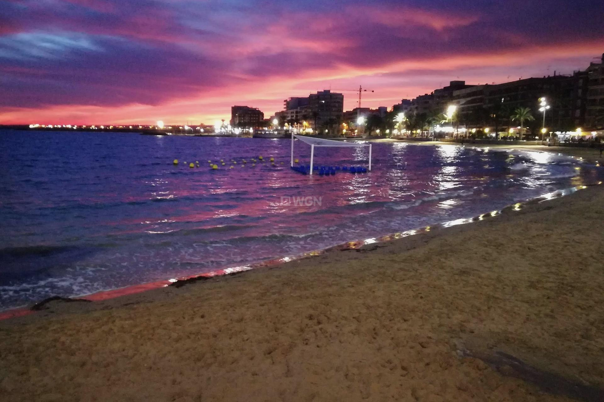 Resale - Apartment / flat - Torrevieja - Playa del Cura