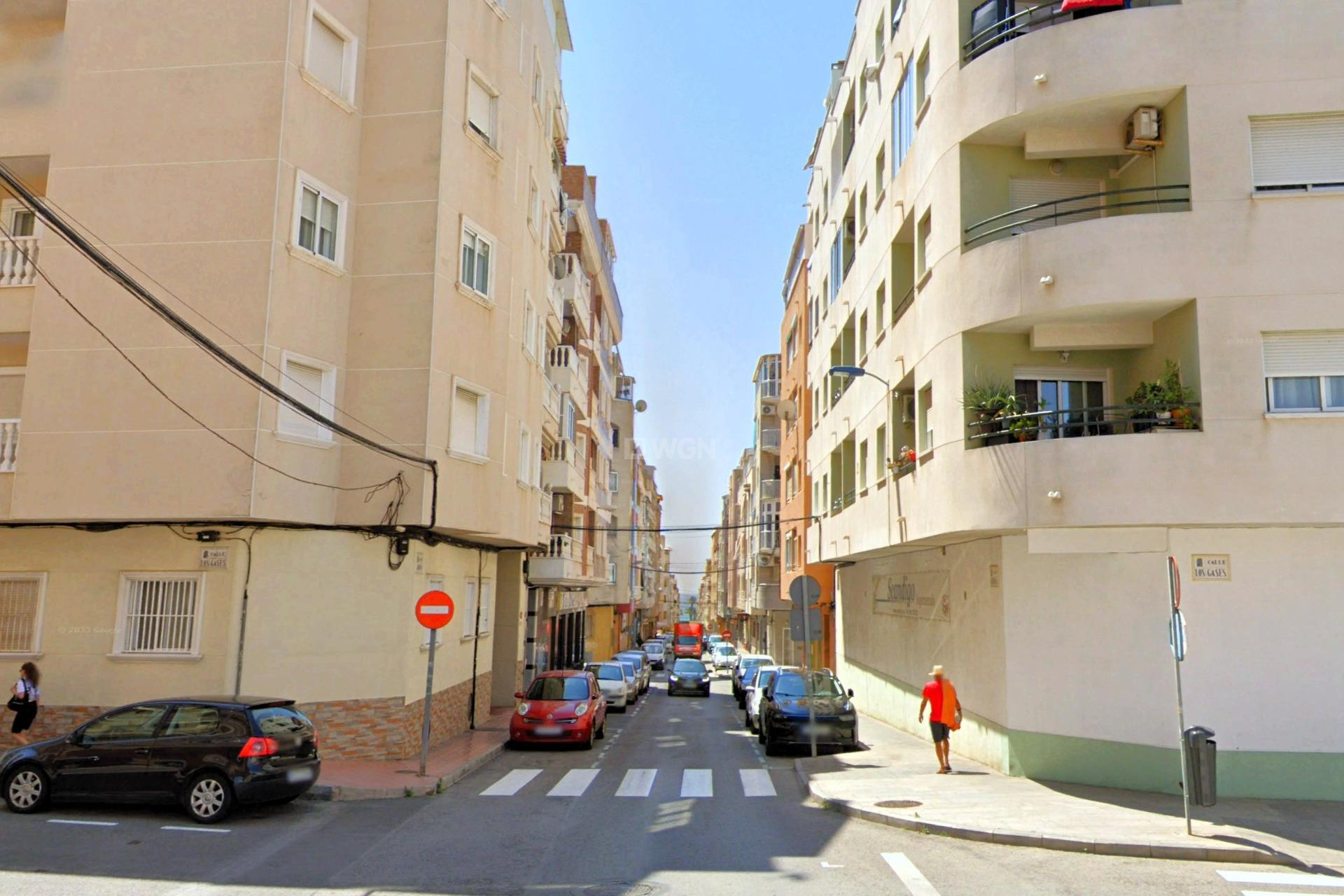 Resale - Apartment / flat - Torrevieja - Playa del Cura