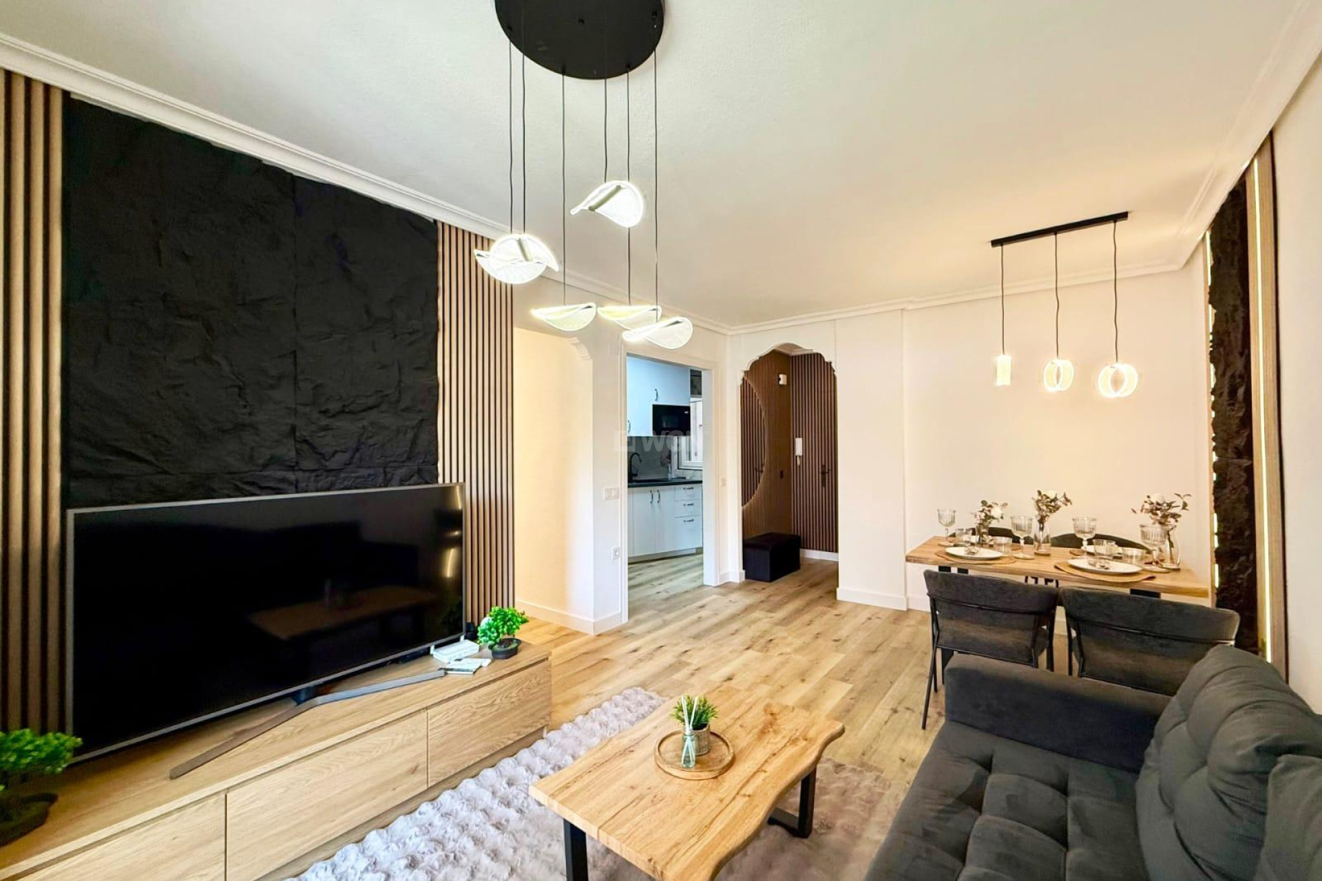 Resale - Apartment / flat - Torrevieja - Playa del Cura