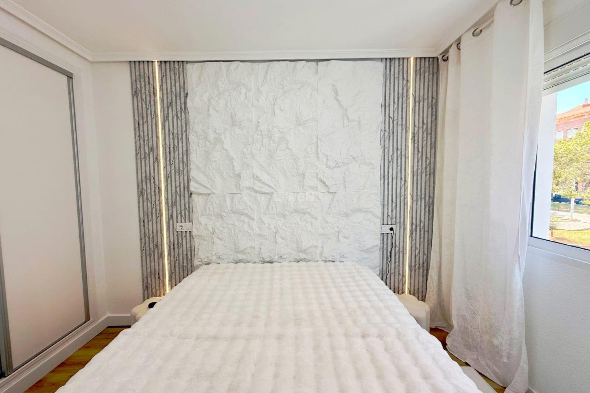 Resale - Apartment / flat - Torrevieja - Playa del Cura