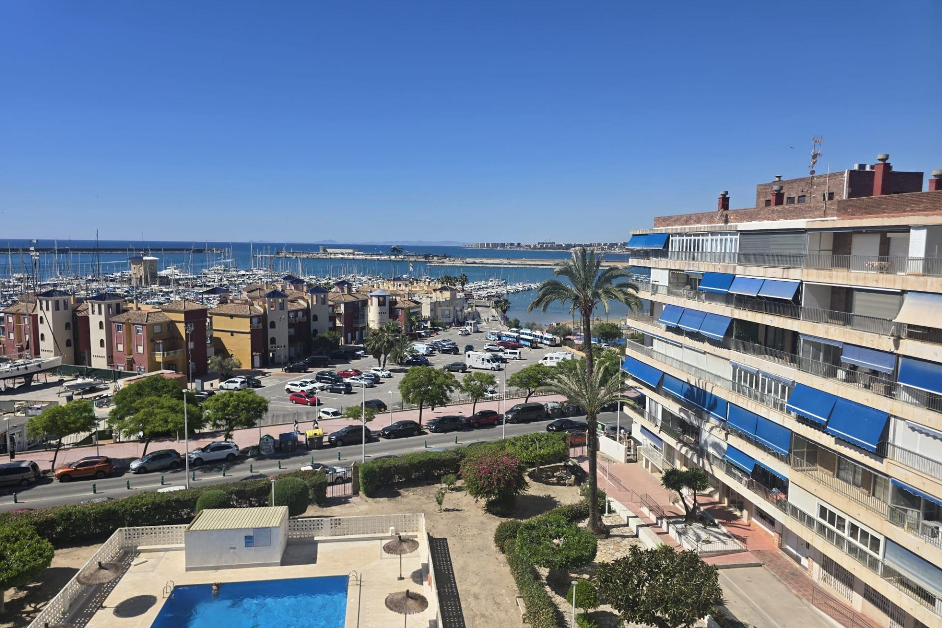 Resale - Apartment / flat - Torrevieja - Puerto Deportivo Marina Salinas