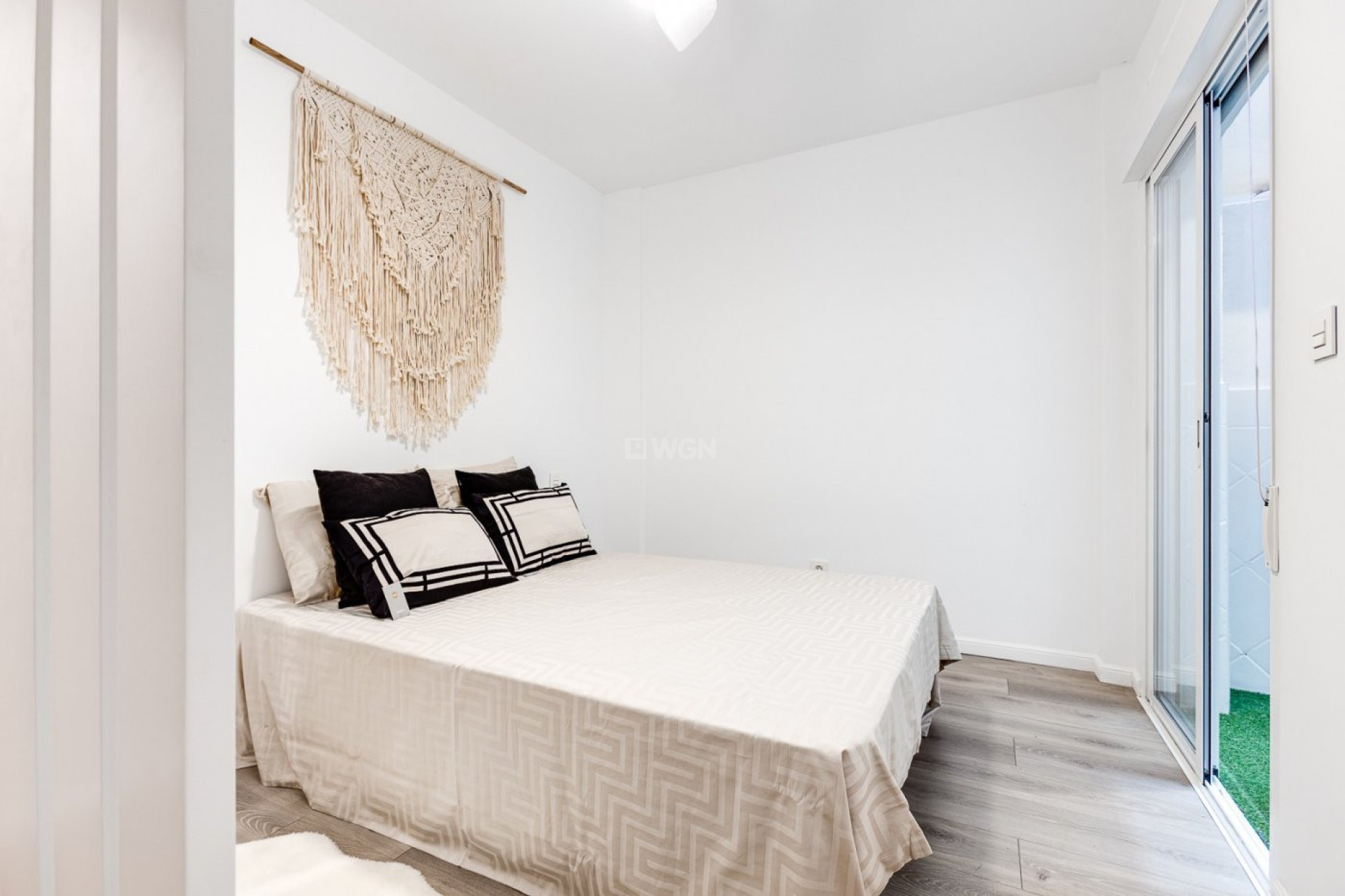 Resale - Apartment / flat - Torrevieja - Puerto