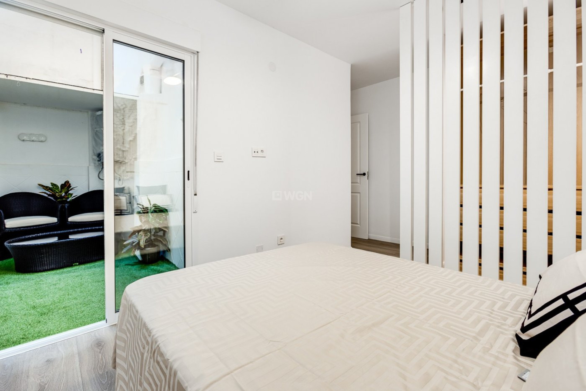 Resale - Apartment / flat - Torrevieja - Puerto