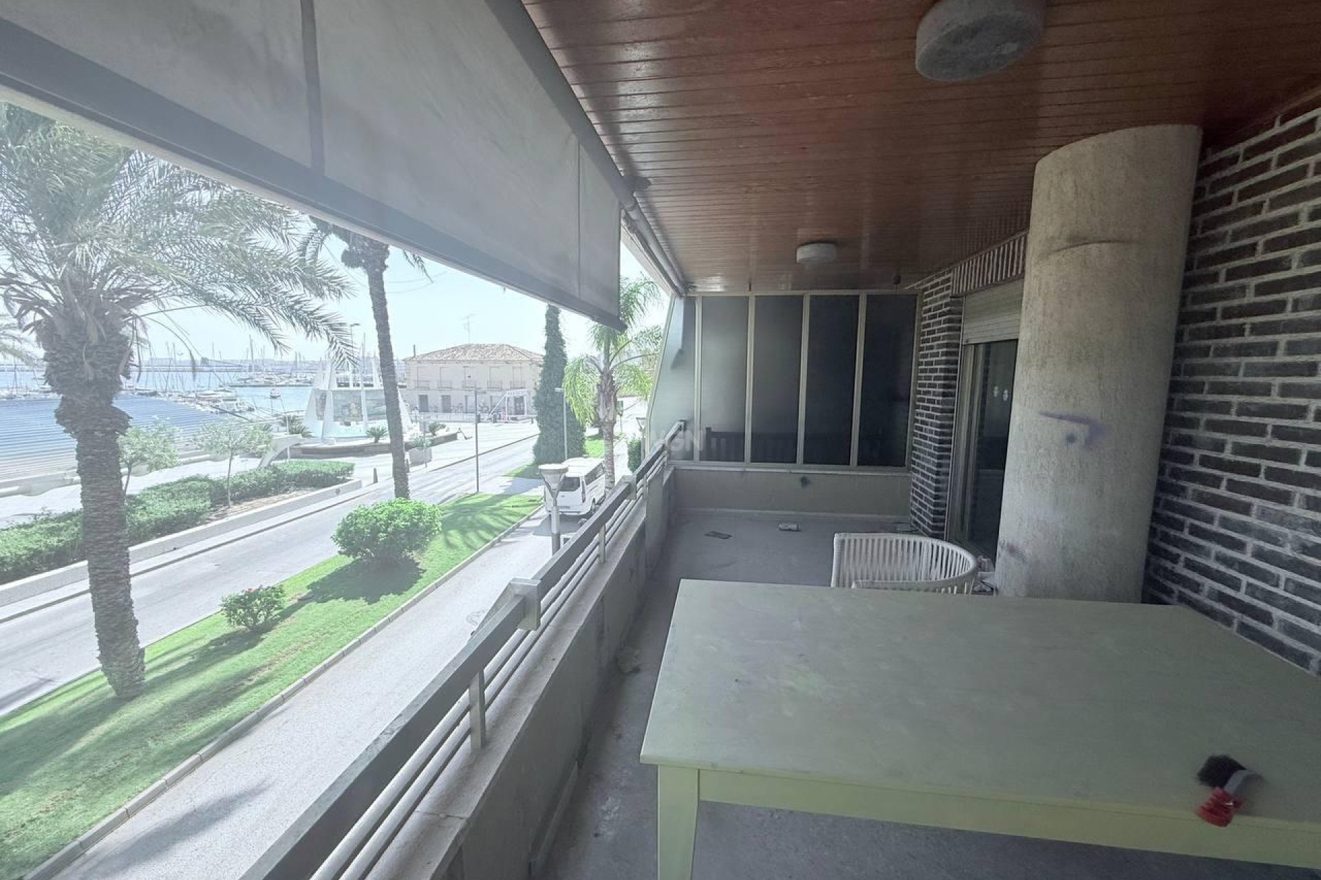 Resale - Apartment / flat - Torrevieja - Puerto