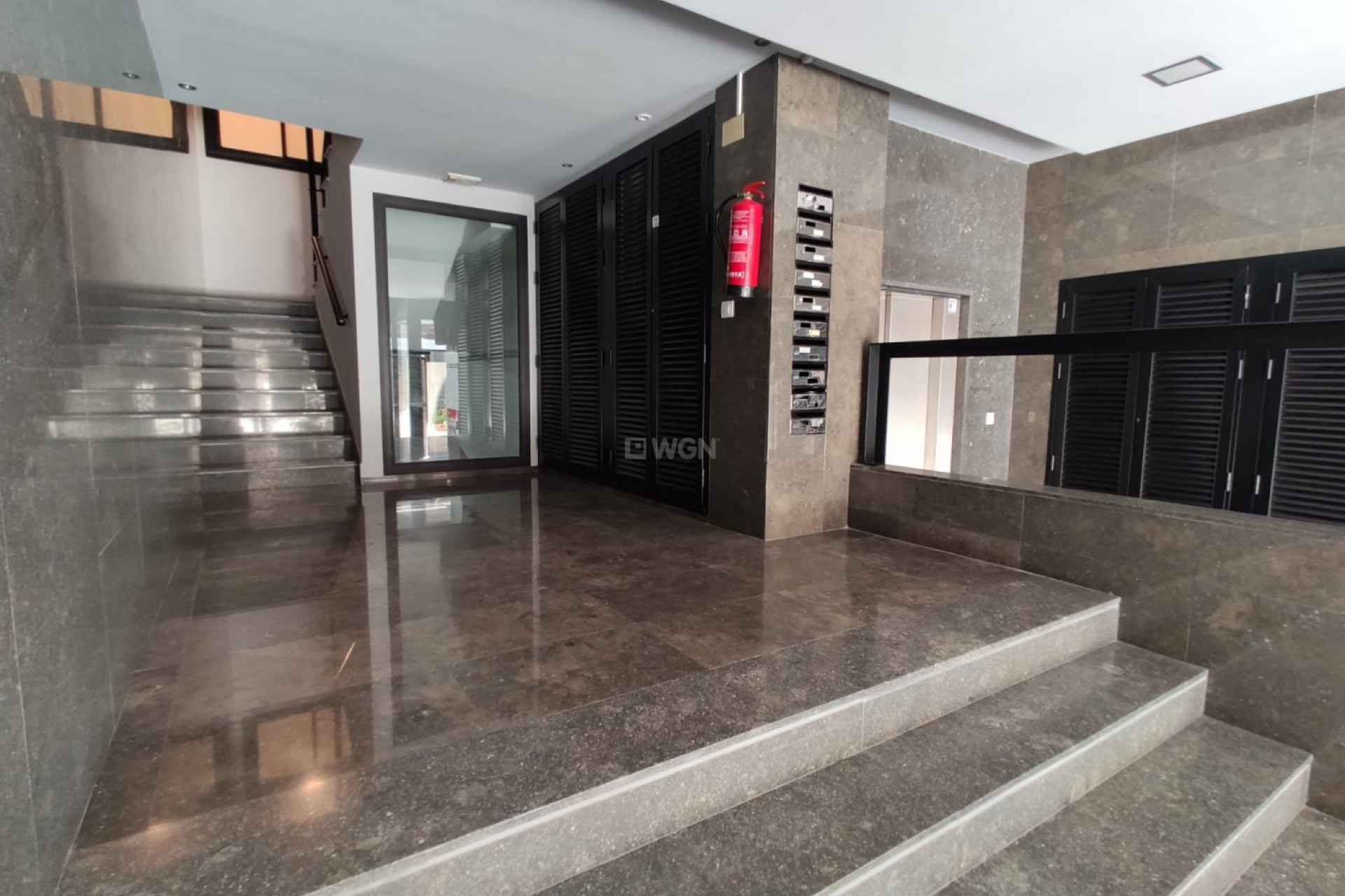 Resale - Apartment / flat - Torrevieja - Puerto