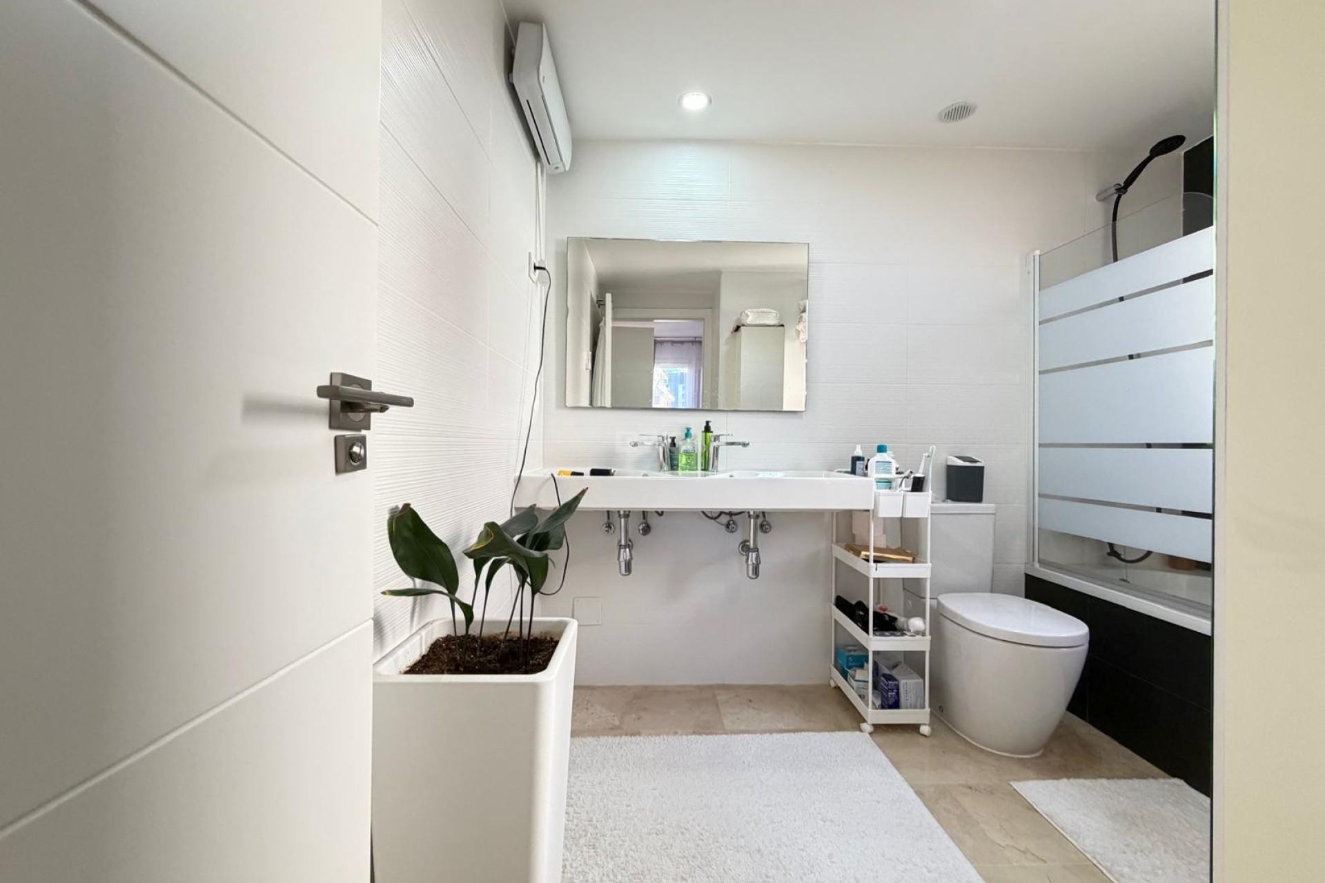Resale - Apartment / flat - Torrevieja - Punta Prima