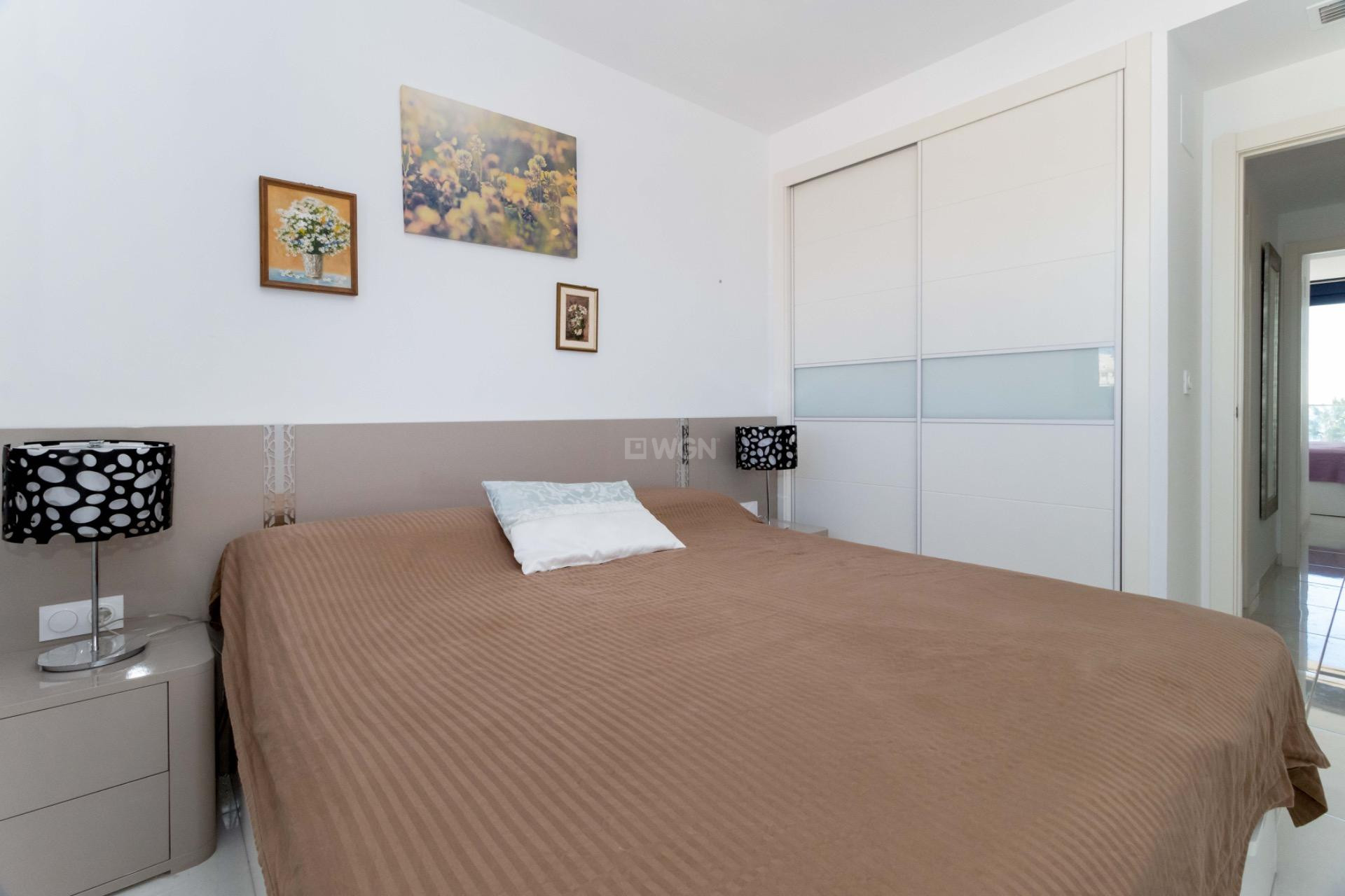 Resale - Apartment / flat - Torrevieja - Punta Prima