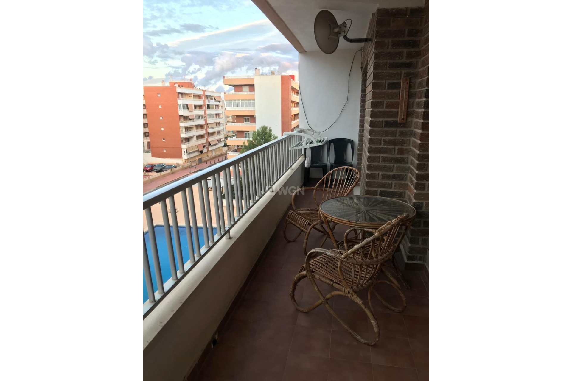 Resale - Apartment / flat - Torrevieja - Punta Prima