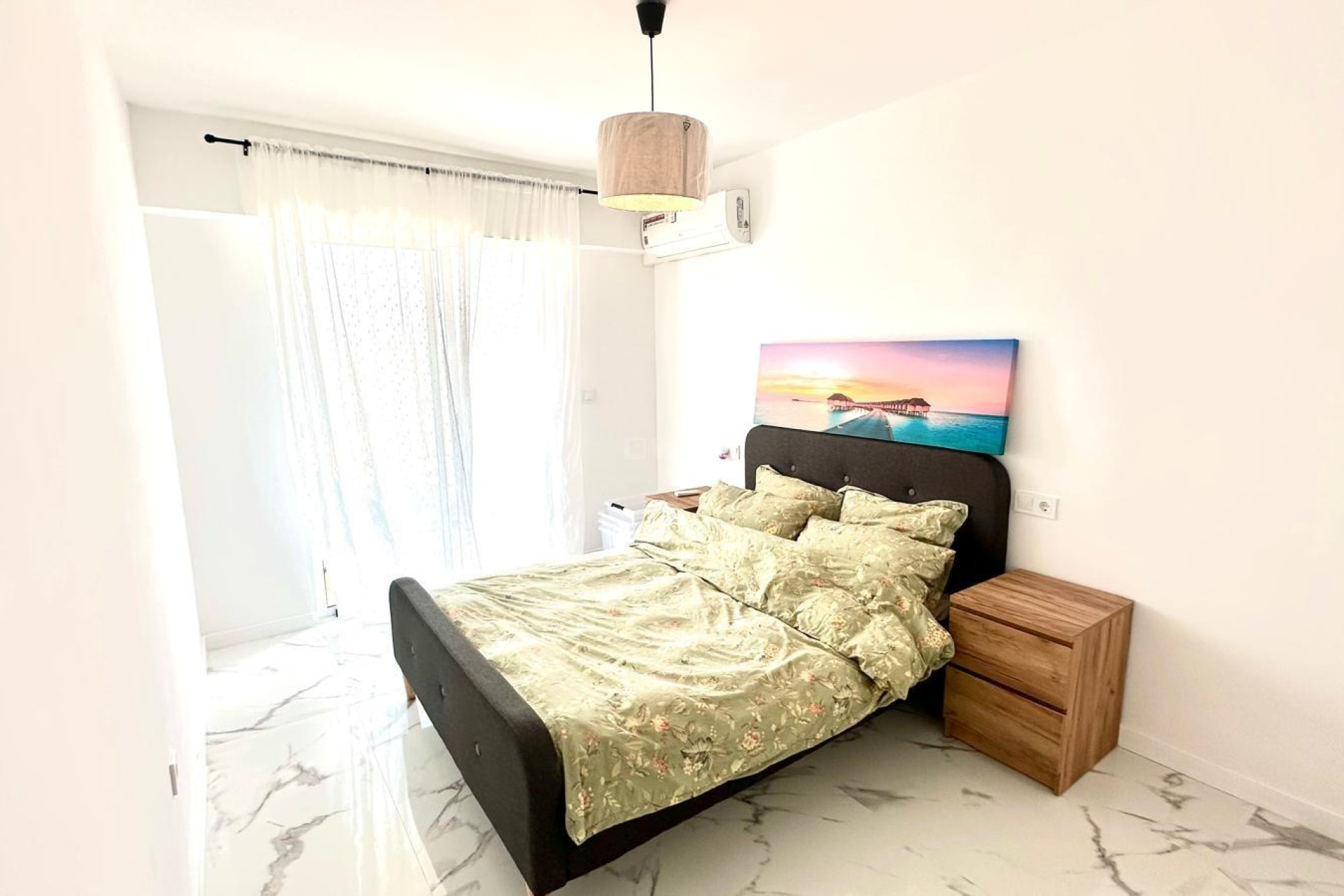 Resale - Apartment / flat - Torrevieja - Punta Prima