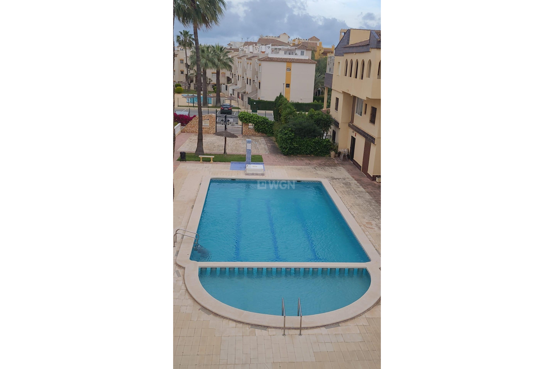 Resale - Apartment / flat - Torrevieja - Punta Prima