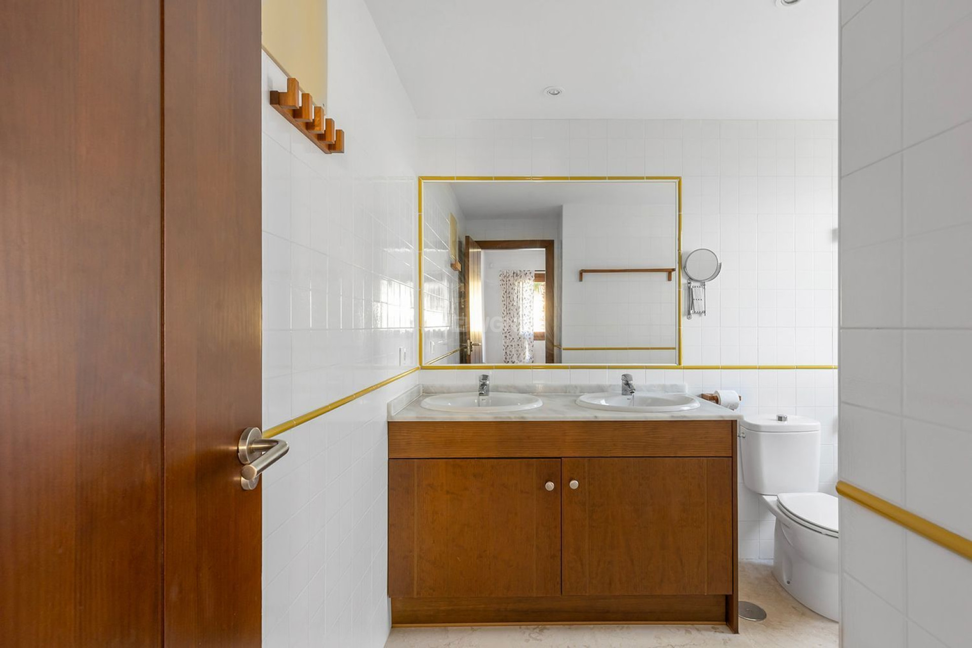 Resale - Apartment / flat - Torrevieja - Punta Prima