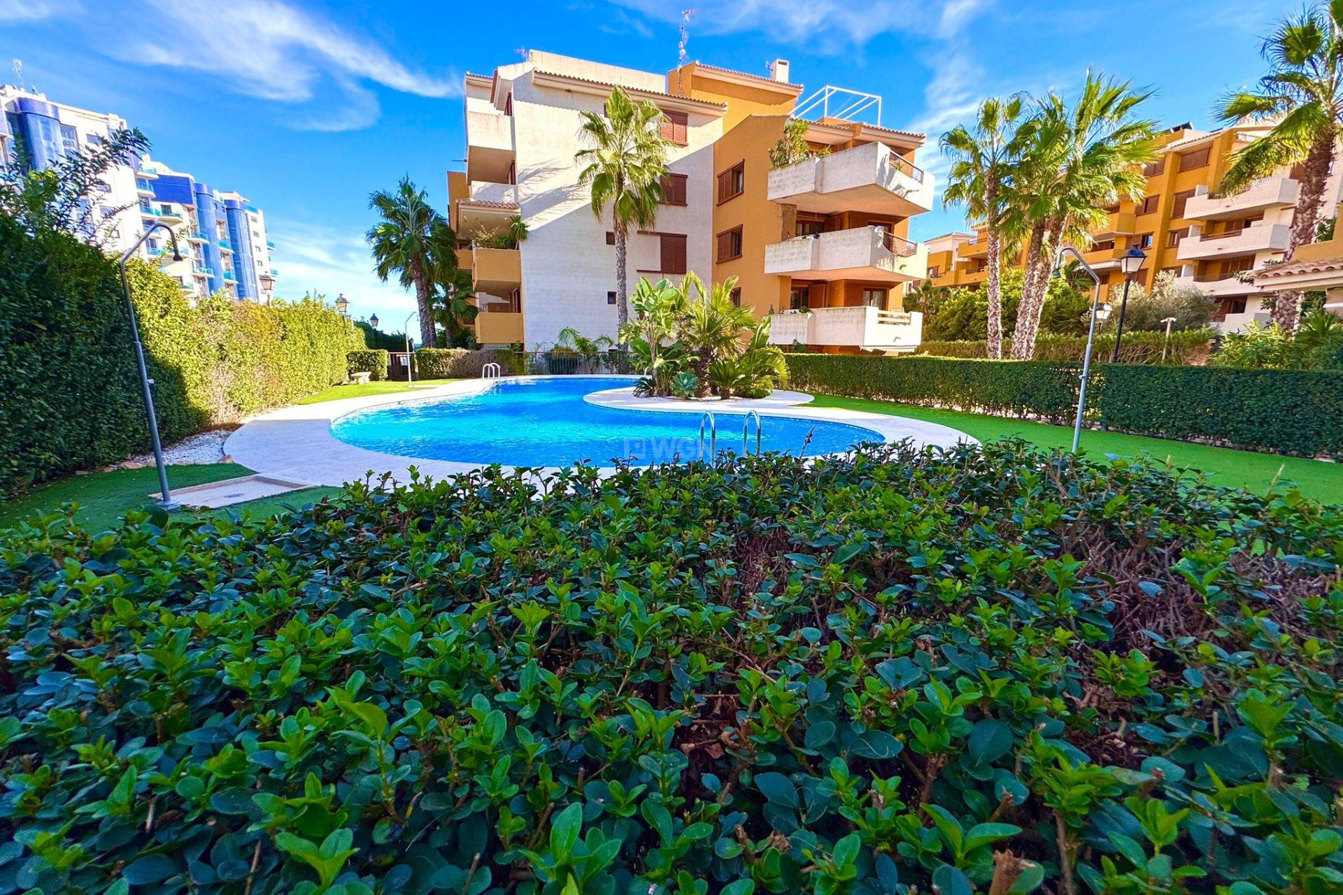 Resale - Apartment / flat - Torrevieja - Punta Prima