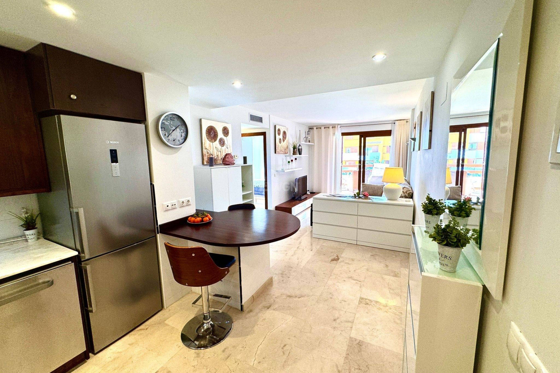 Resale - Apartment / flat - Torrevieja - Punta Prima