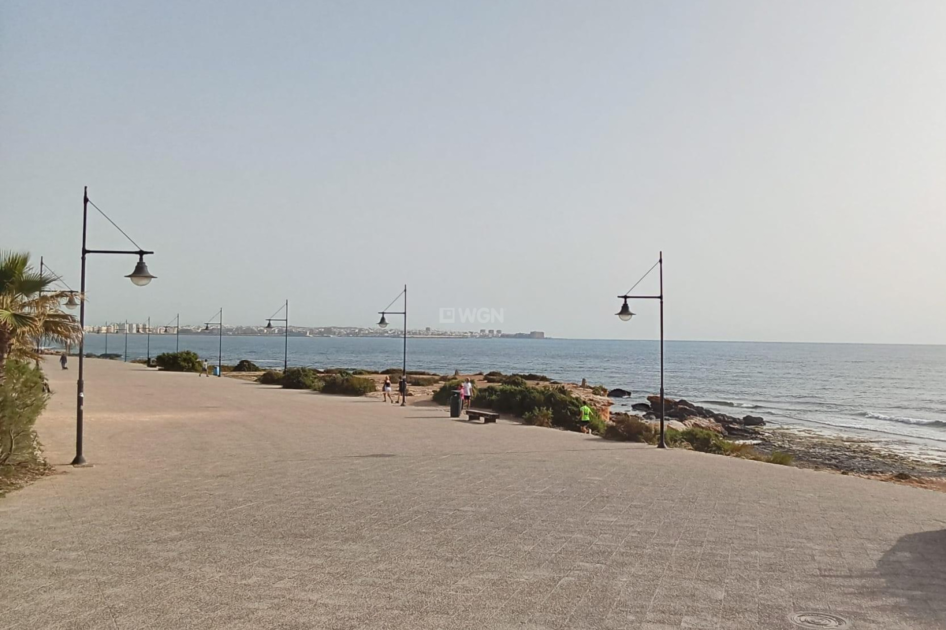 Resale - Apartment / flat - Torrevieja - Punta Prima