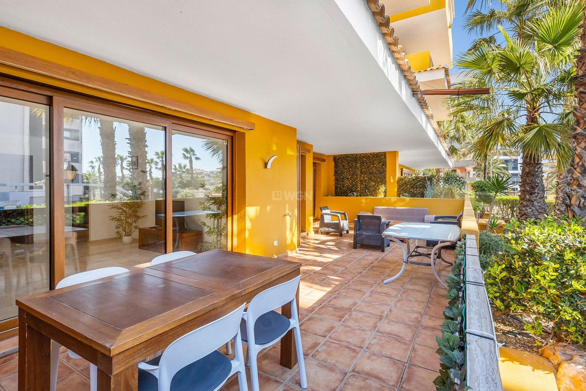 Resale - Apartment / flat - Torrevieja - Punta Prima
