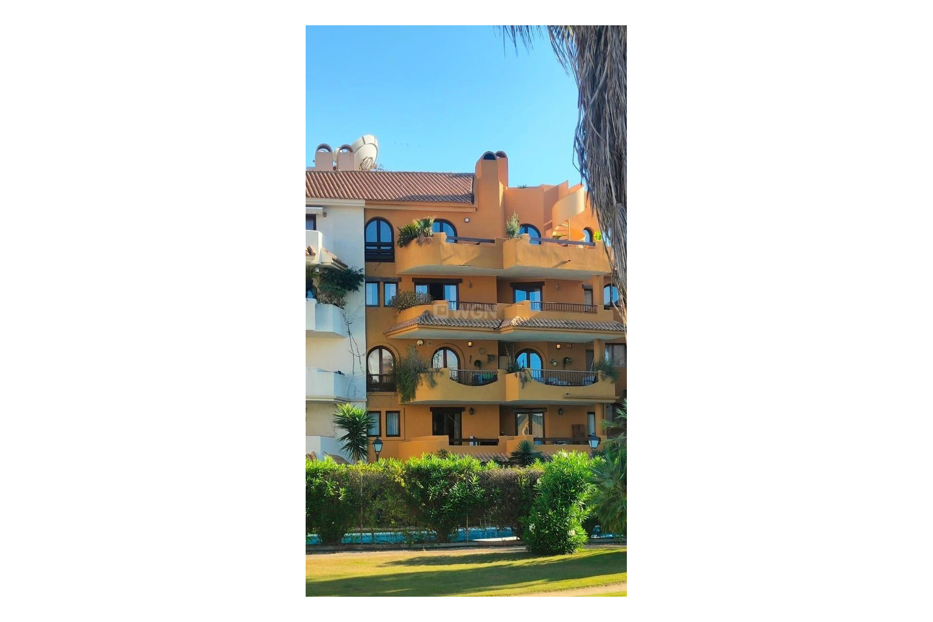 Resale - Apartment / flat - Torrevieja - Punta Prima