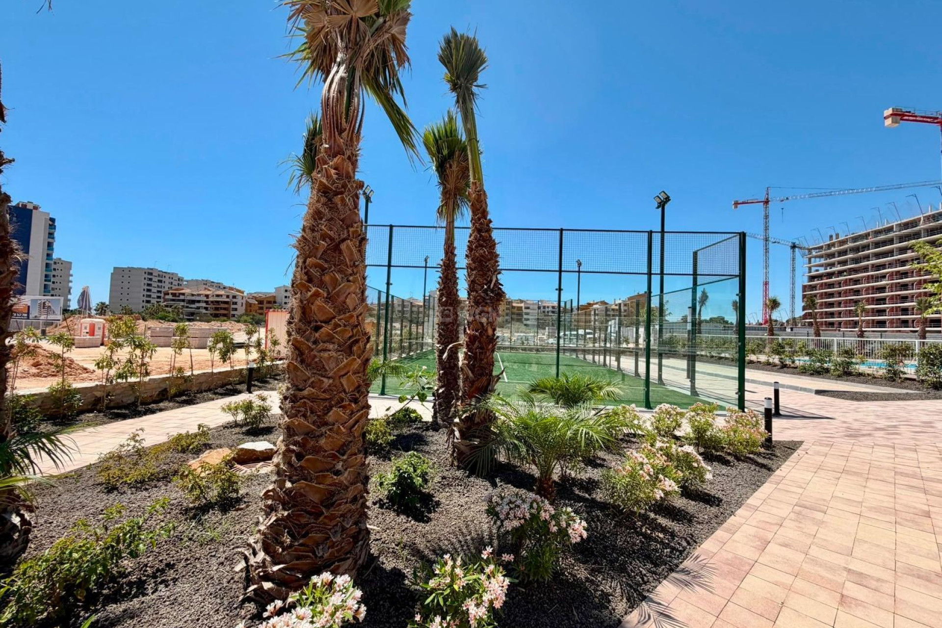 Resale - Apartment / flat - Torrevieja - Punta Prima