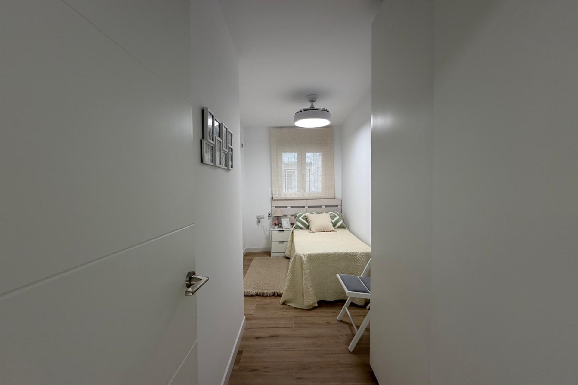 Resale - Apartment / flat - Torrevieja - Punta Prima