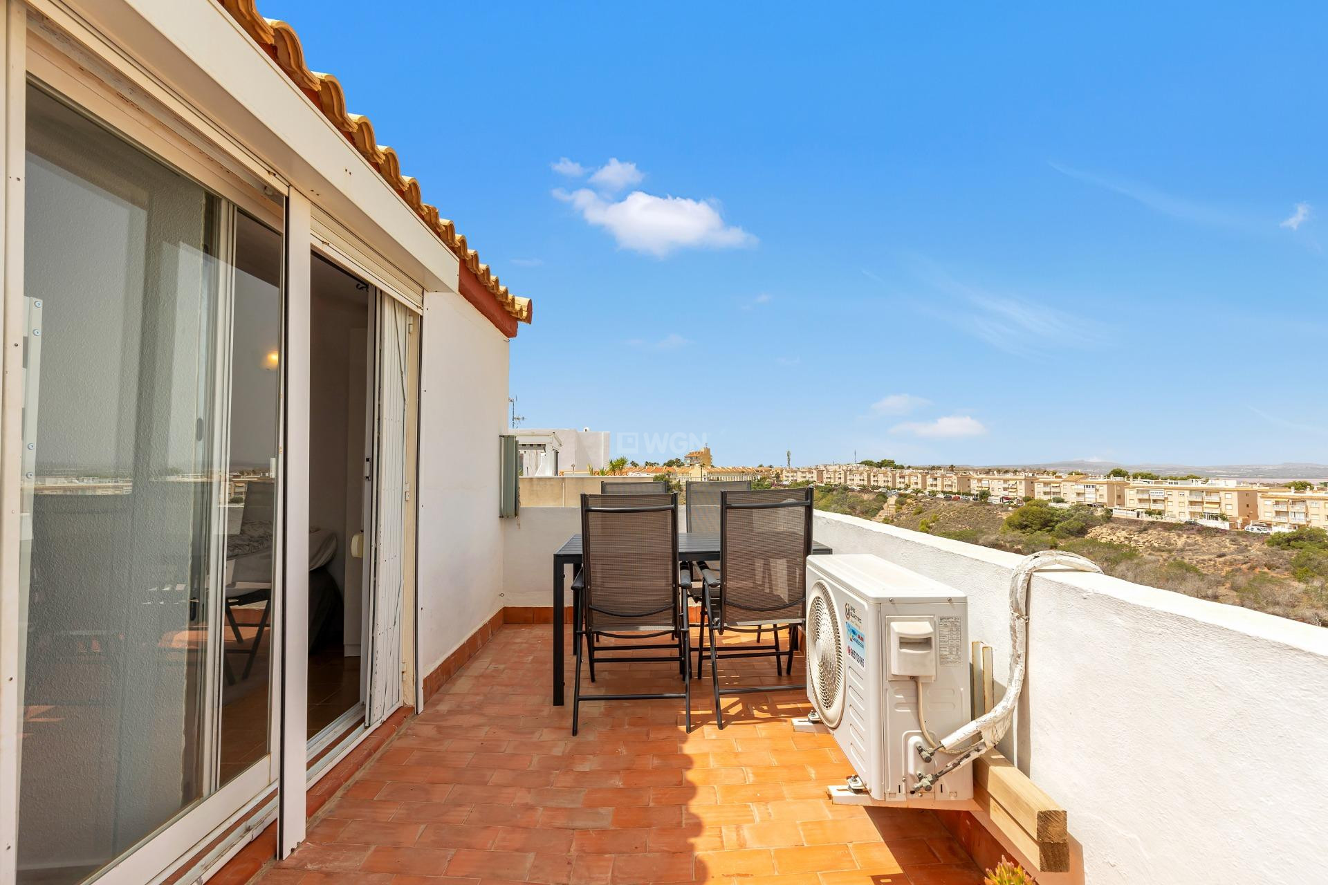 Resale - Apartment / flat - Torrevieja - Torre La Mata