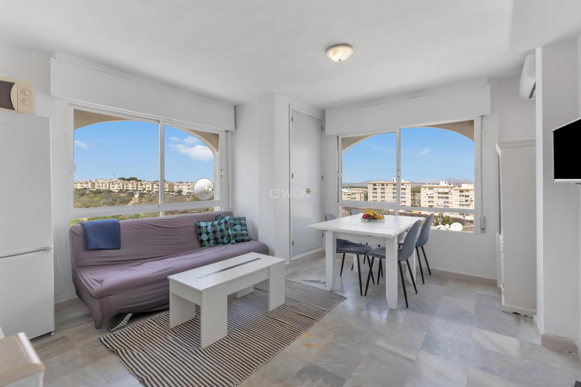 Resale - Apartment / flat - Torrevieja - Torre La Mata