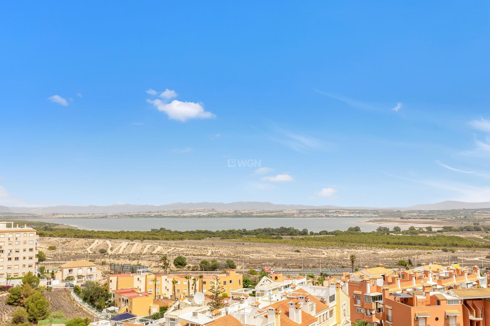 Resale - Apartment / flat - Torrevieja - Torre La Mata