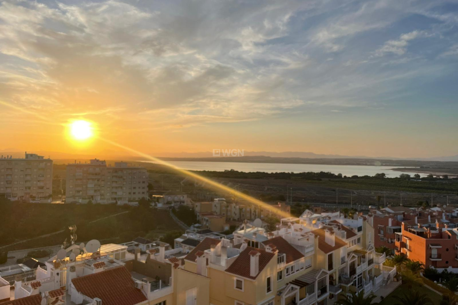 Resale - Apartment / flat - Torrevieja - Torre La Mata