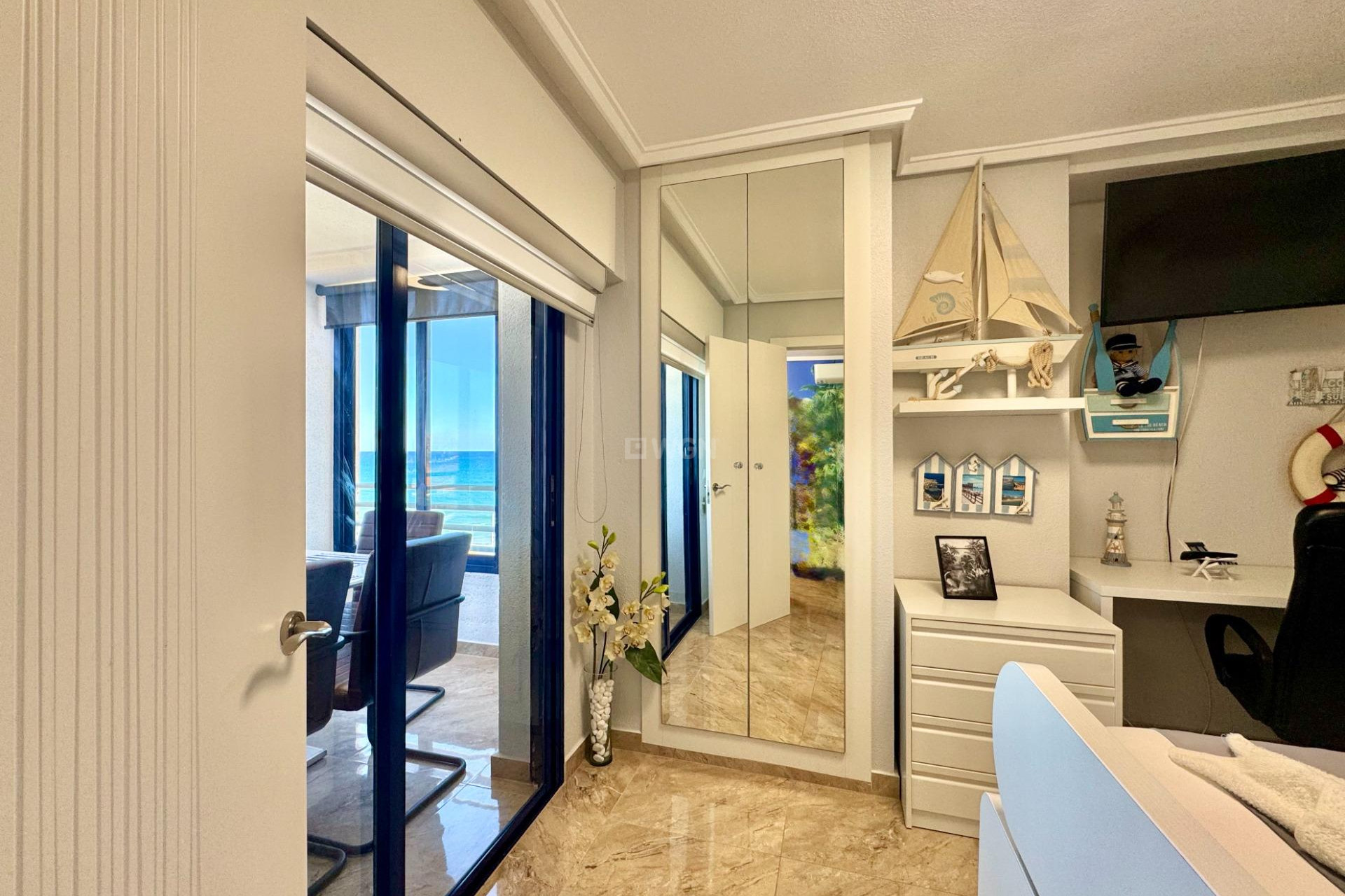 Resale - Apartment / flat - Torrevieja - Torre La Mata