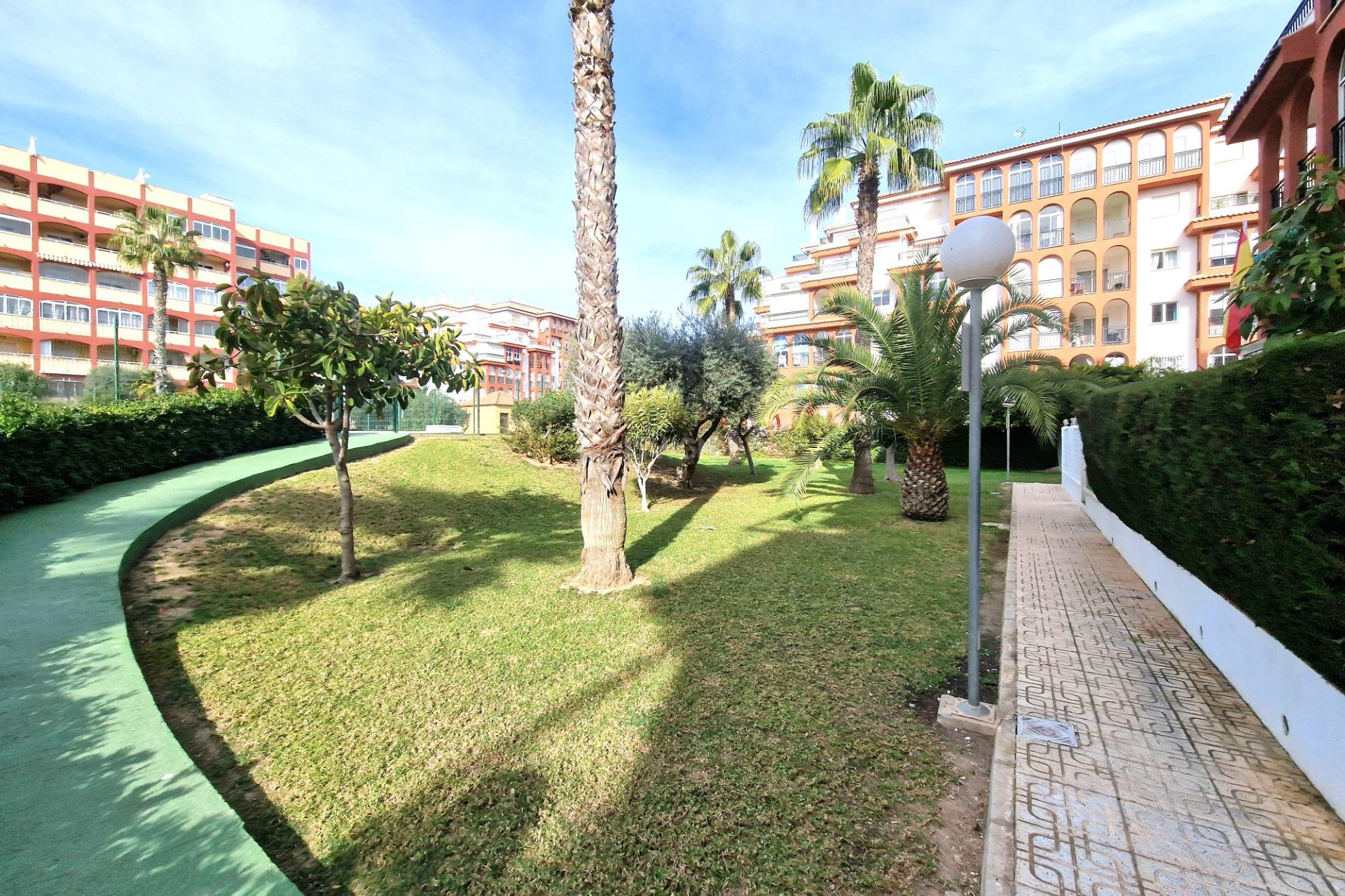 Resale - Apartment / flat - Torrevieja - Torreblanca