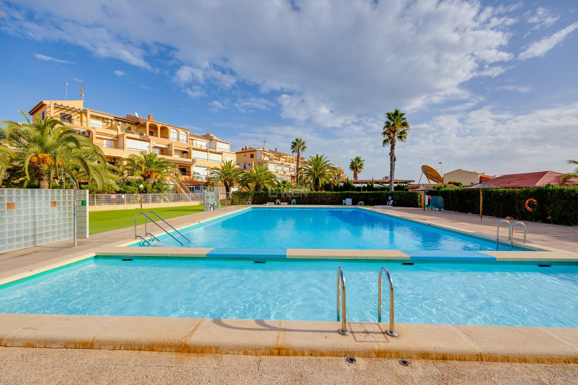Resale - Apartment / flat - Torrevieja - Torreblanca