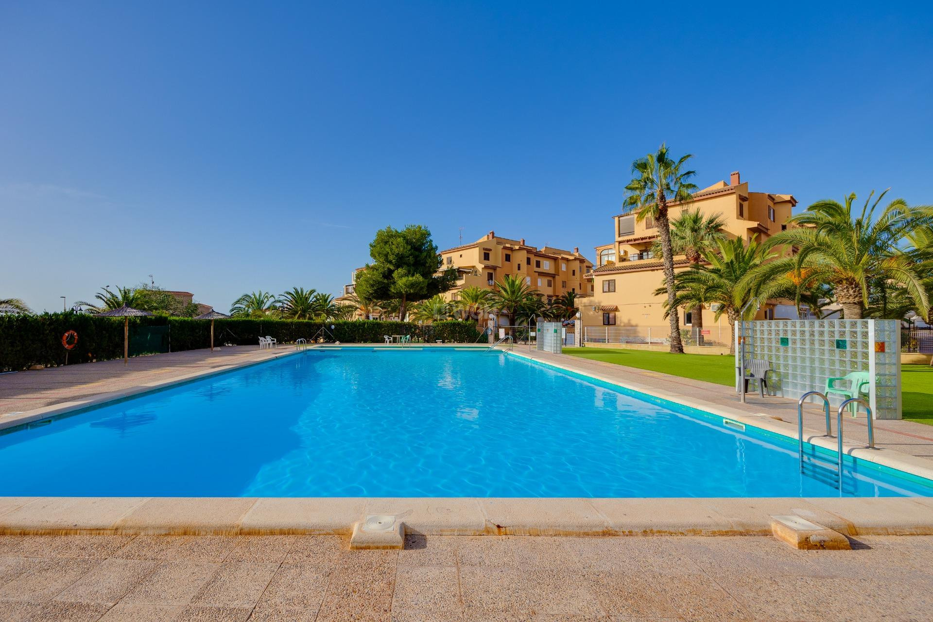 Resale - Apartment / flat - Torrevieja - Torreblanca