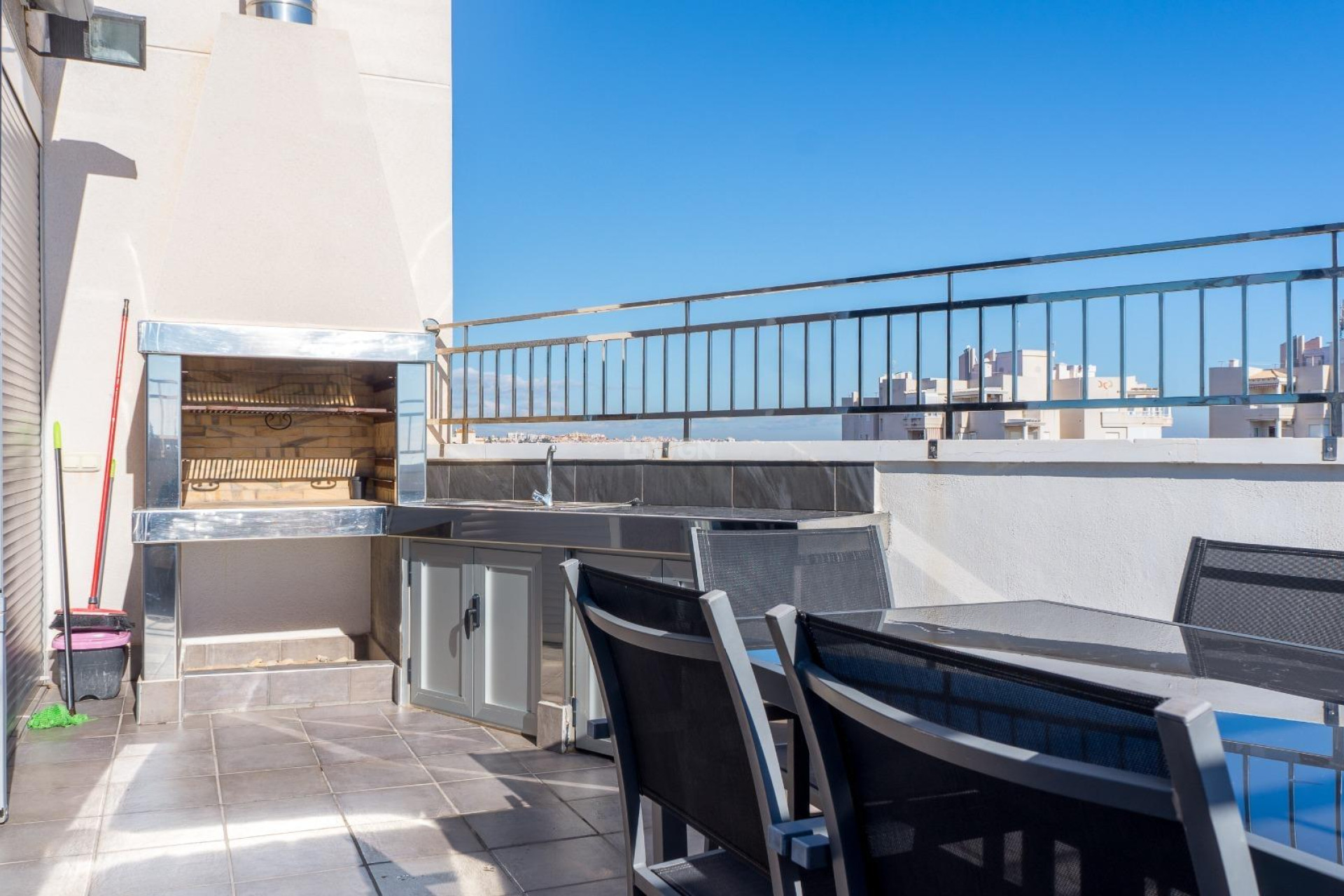 Resale - Apartment / flat - Torrevieja