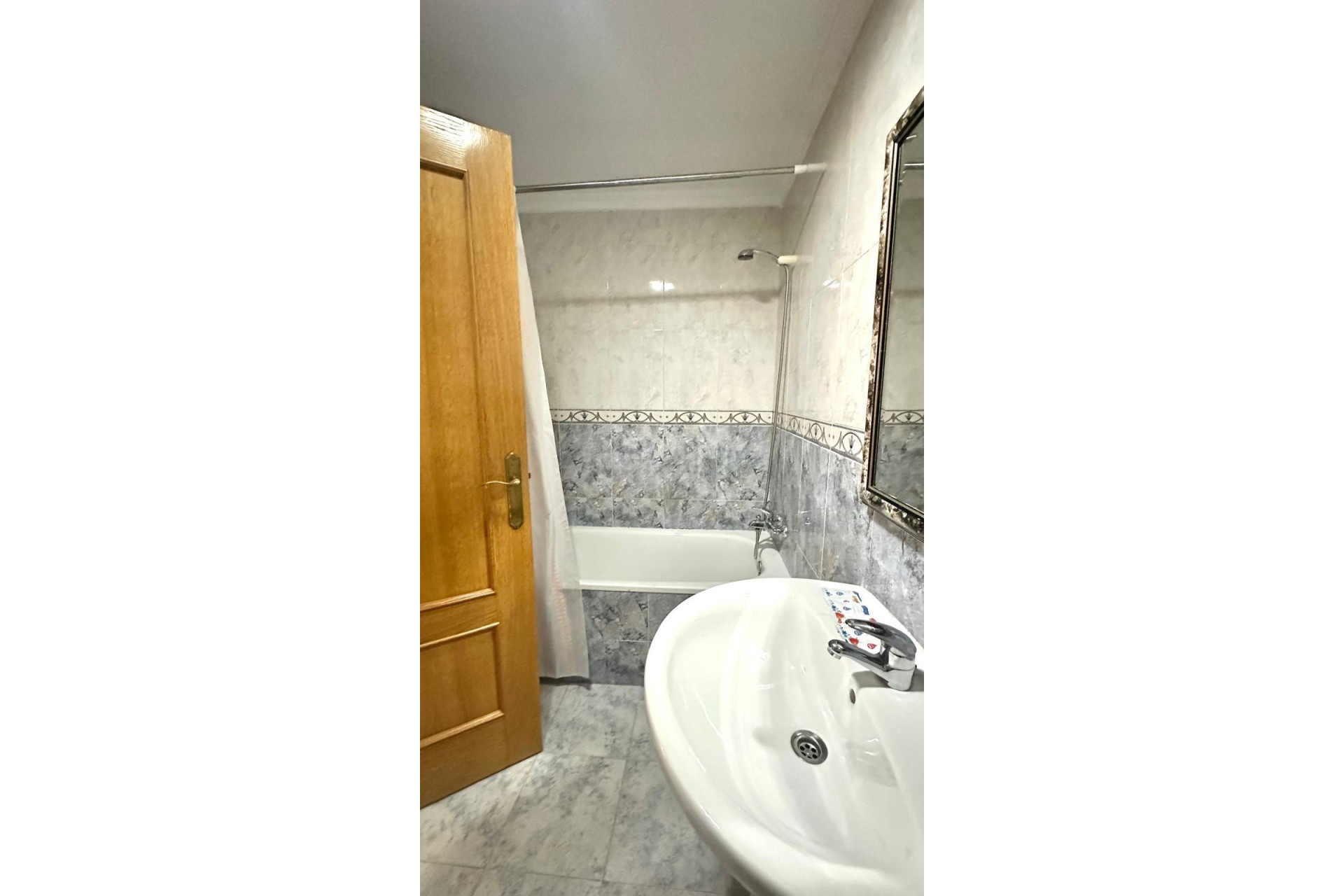 Resale - Apartment / flat - Torrevieja