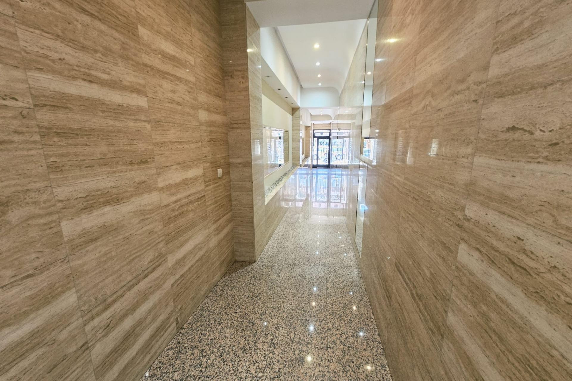 Resale - Apartment / flat - Torrevieja