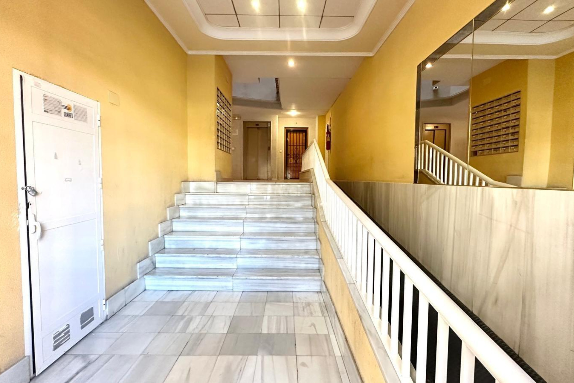 Resale - Apartment / flat - Torrevieja