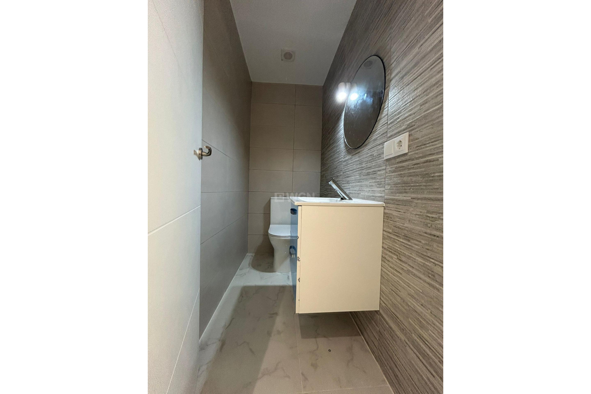 Resale - Apartment / flat - Torrevieja