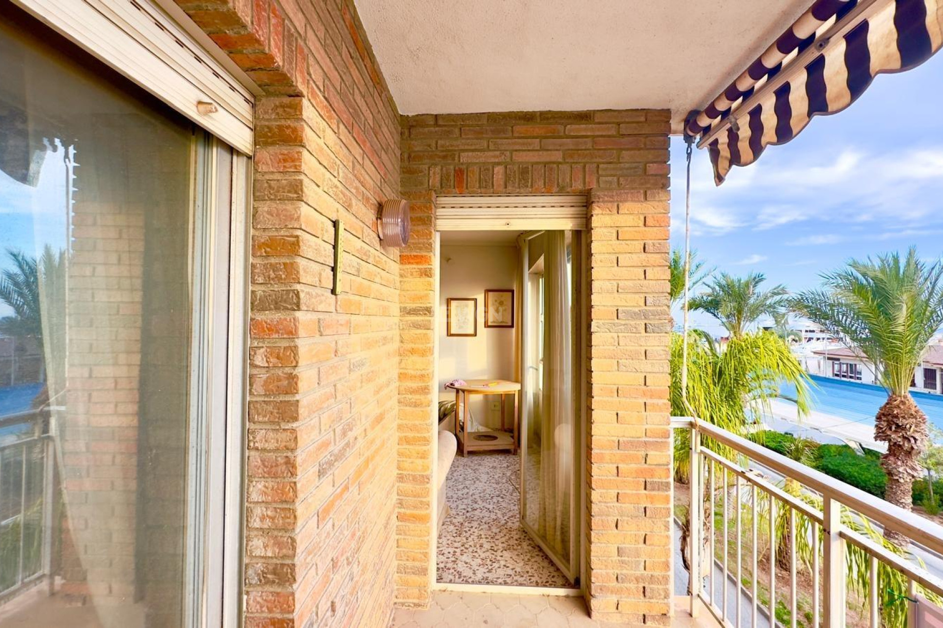 Resale - Apartment / flat - Torrevieja