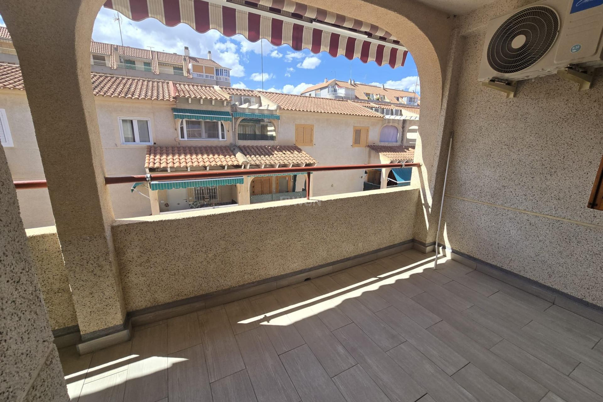 Resale - Apartment / flat - Torrevieja