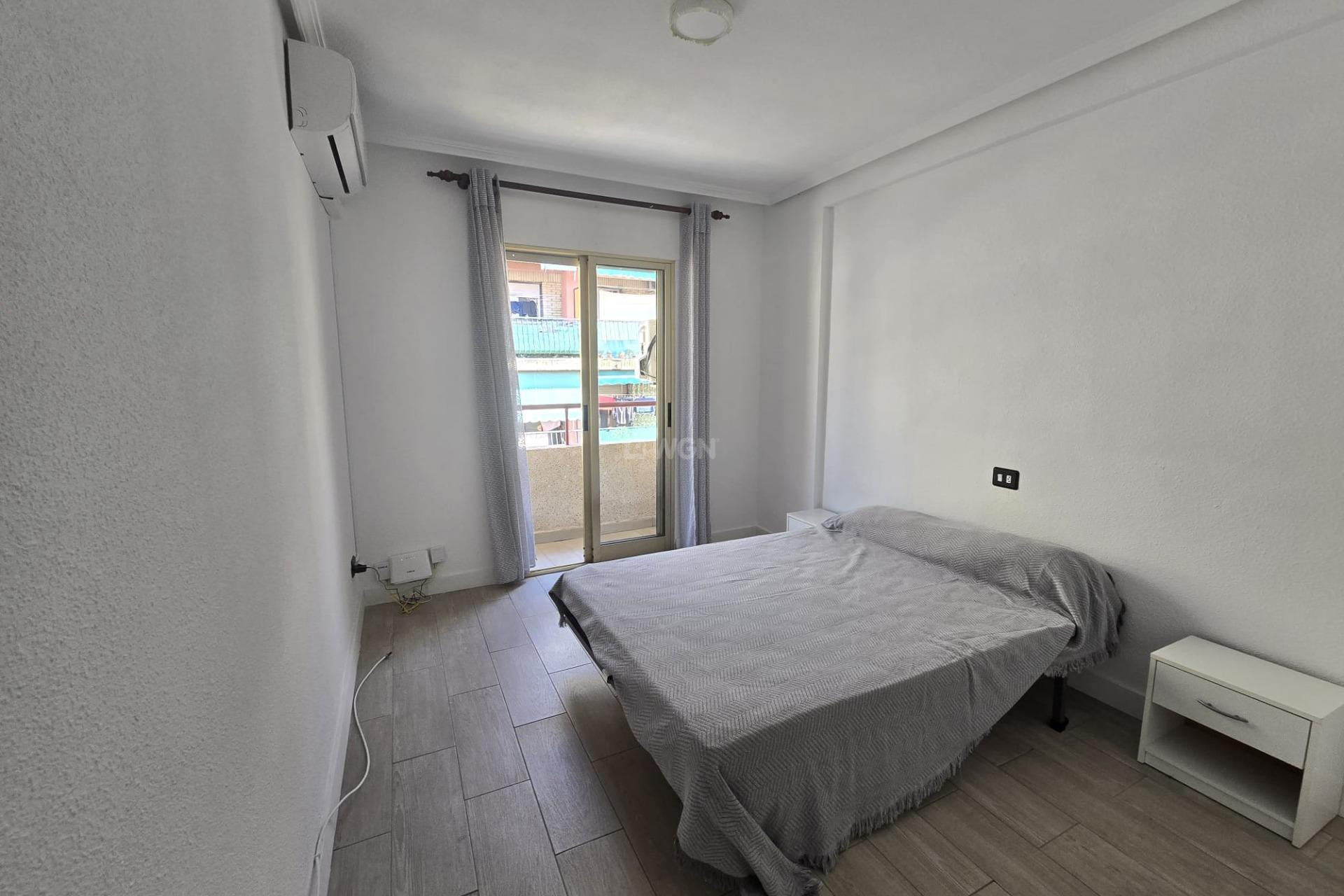 Resale - Apartment / flat - Torrevieja