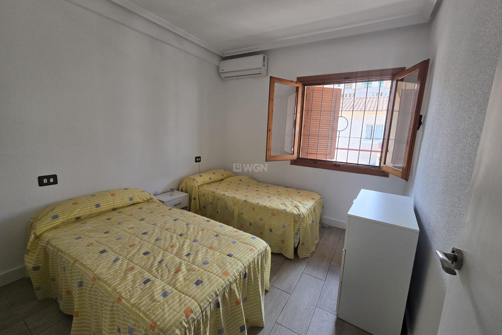 Resale - Apartment / flat - Torrevieja