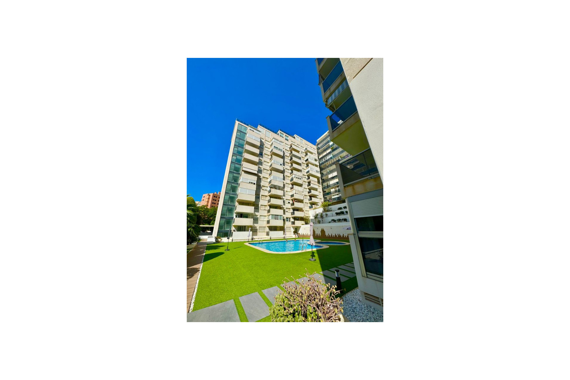 Resale - Apartment / flat - Villajoyosa - Costa Blanca