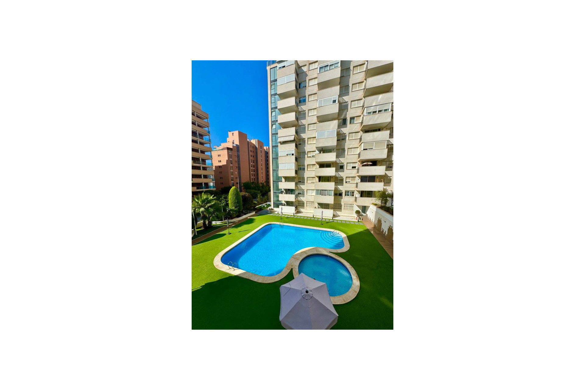 Resale - Apartment / flat - Villajoyosa - Costa Blanca