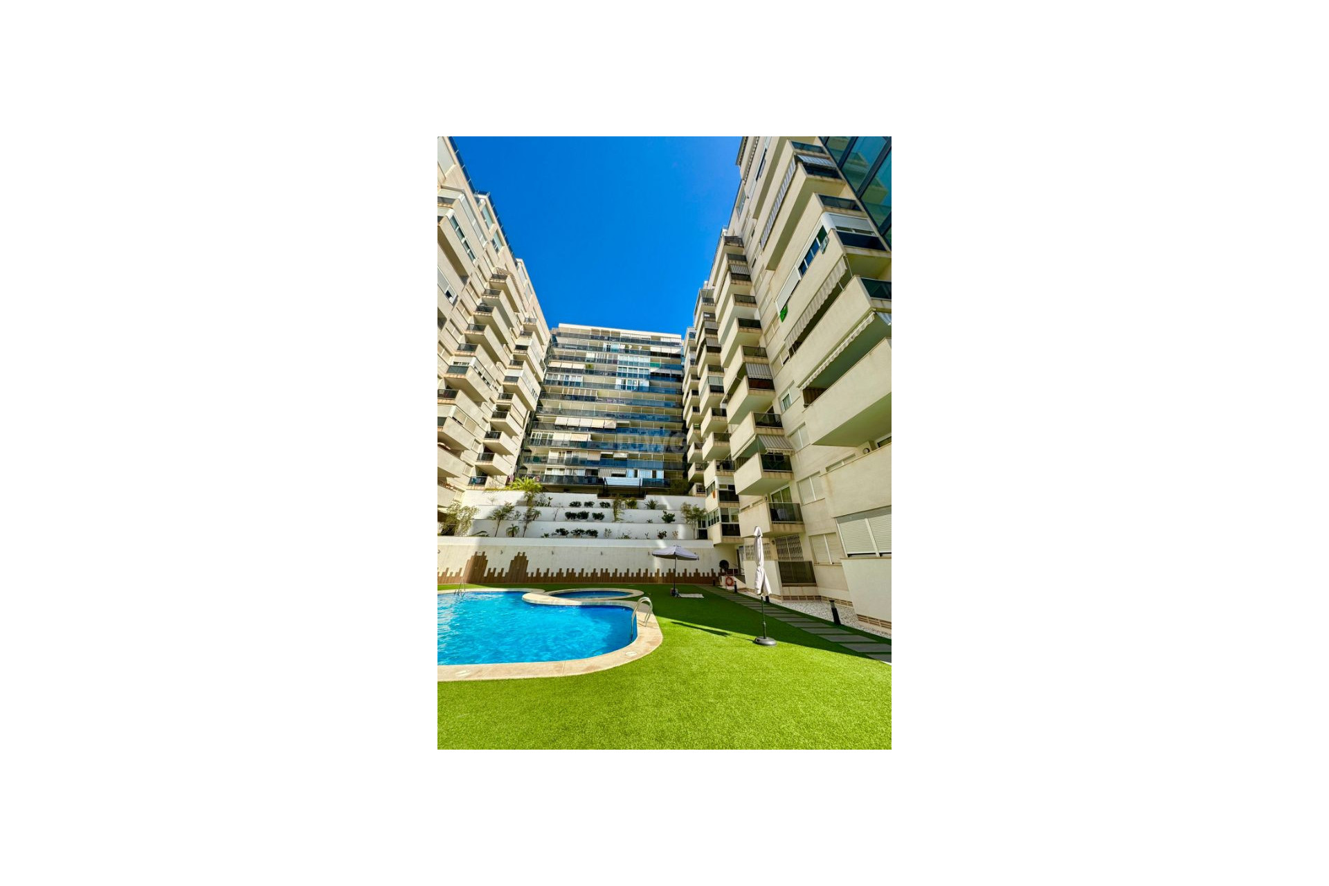 Resale - Apartment / flat - Villajoyosa - Costa Blanca