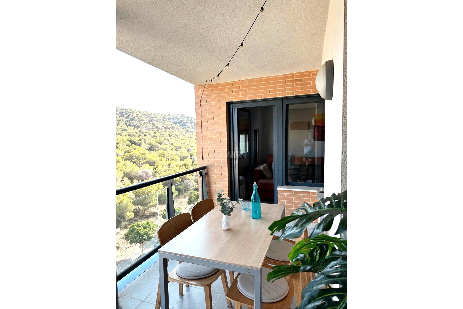Resale - Apartment / flat - Villajoyosa - Costa Blanca